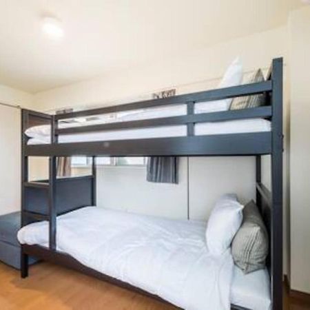 Sengoku Eki-Mae Bldg 401 Apartment Tokyo Exterior photo