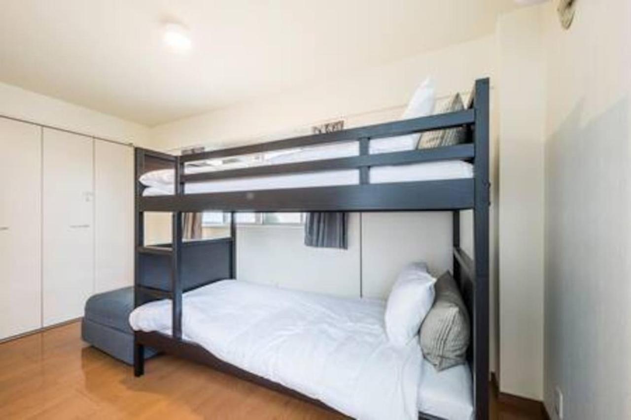 Sengoku Eki-Mae Bldg 401 Apartment Tokyo Exterior photo