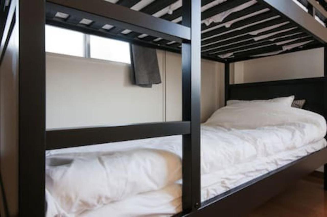 Sengoku Eki-Mae Bldg 401 Apartment Tokyo Exterior photo
